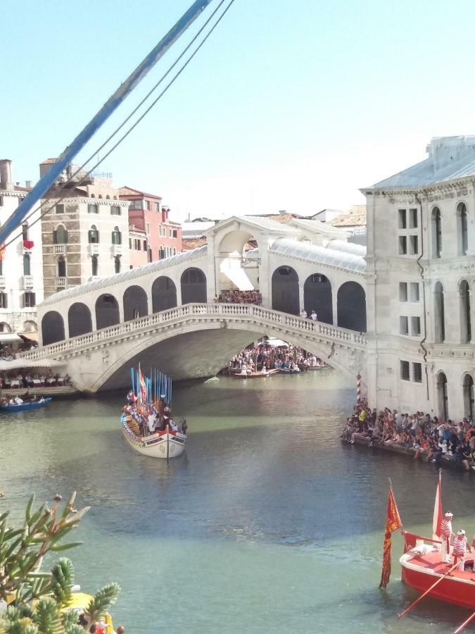 Casa Cattaneo Grand Canal View Apartman Velence Kültér fotó