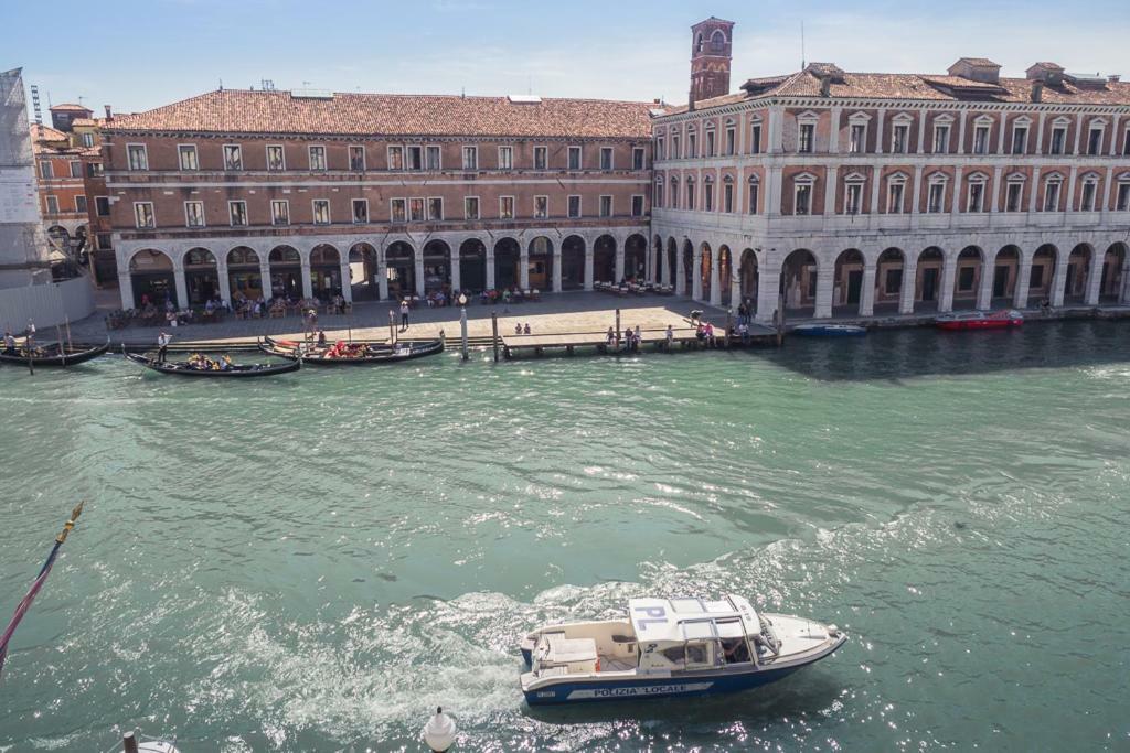 Casa Cattaneo Grand Canal View Apartman Velence Kültér fotó