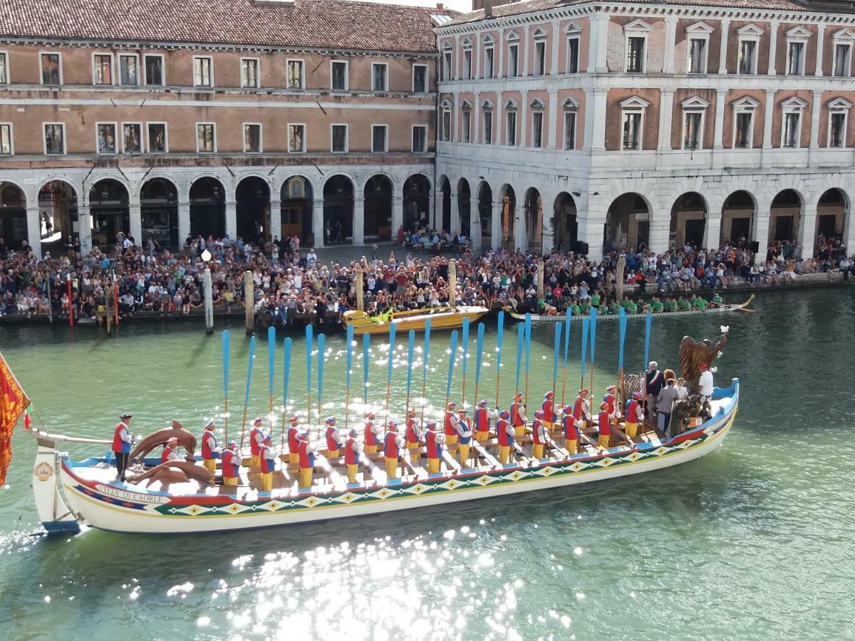 Casa Cattaneo Grand Canal View Apartman Velence Kültér fotó