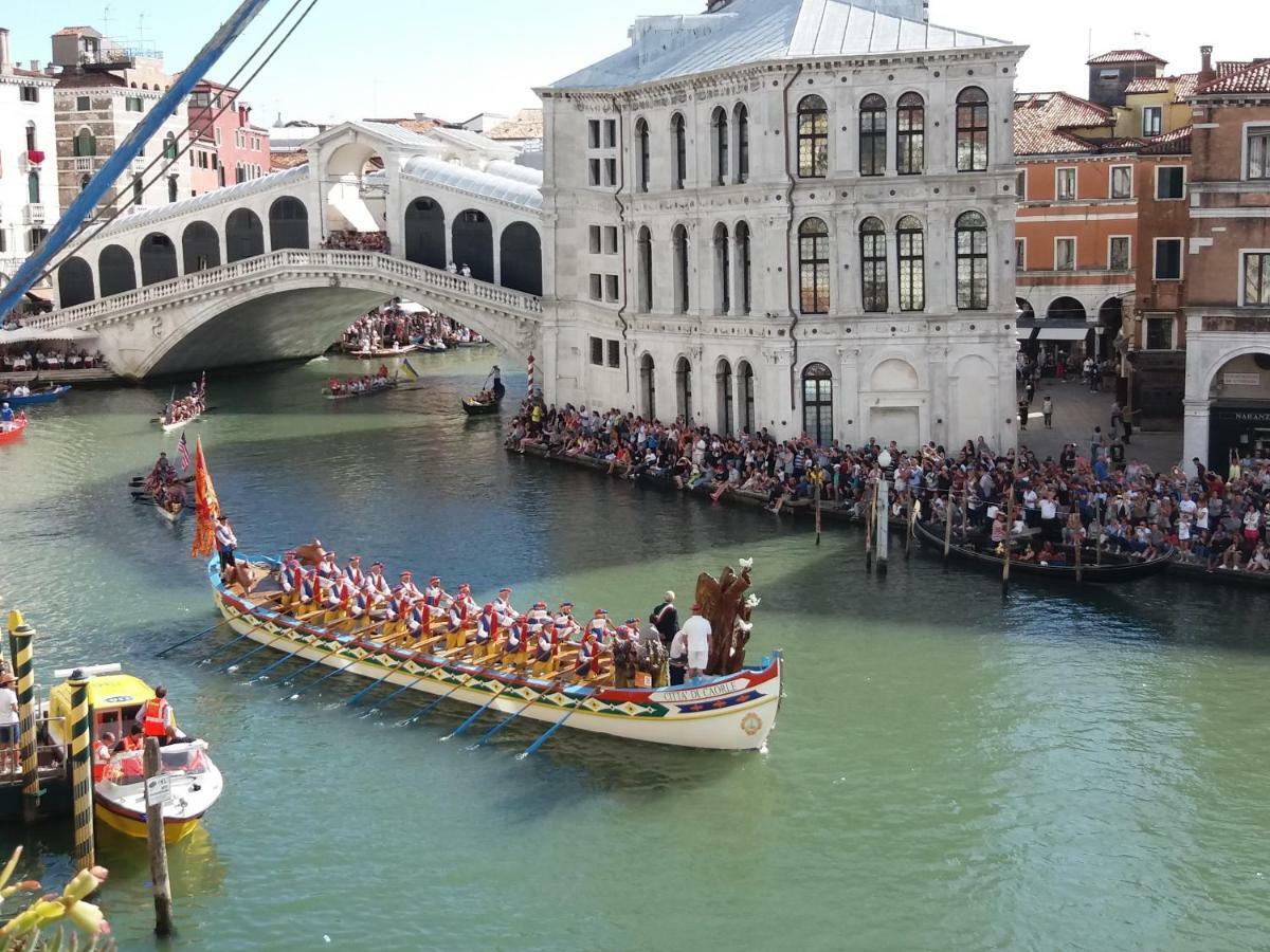 Casa Cattaneo Grand Canal View Apartman Velence Kültér fotó